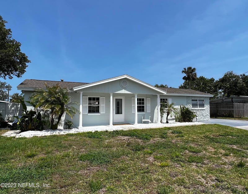 451 Whiting Ln, Atlantic Beach, FL 32233
