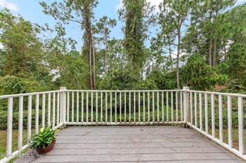 4510 Congressional Dr, Jacksonville, FL 32246