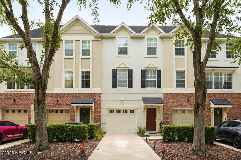 4511 Capital Dome Dr, Jacksonville, FL 32246
