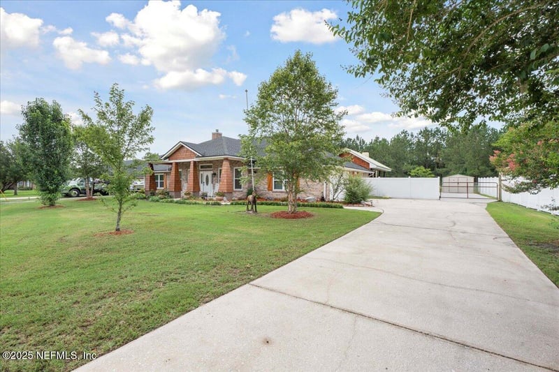45159 American Dream Dr, Callahan, FL 32011