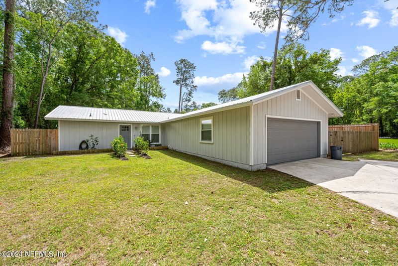 4516 Hood Rd, Jacksonville, FL 32257