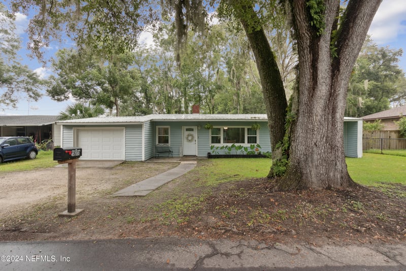 45180 Booth St, Callahan, FL 32011