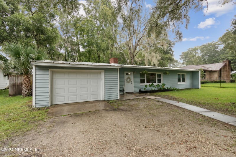 45180 Booth St, Callahan, FL 32011
