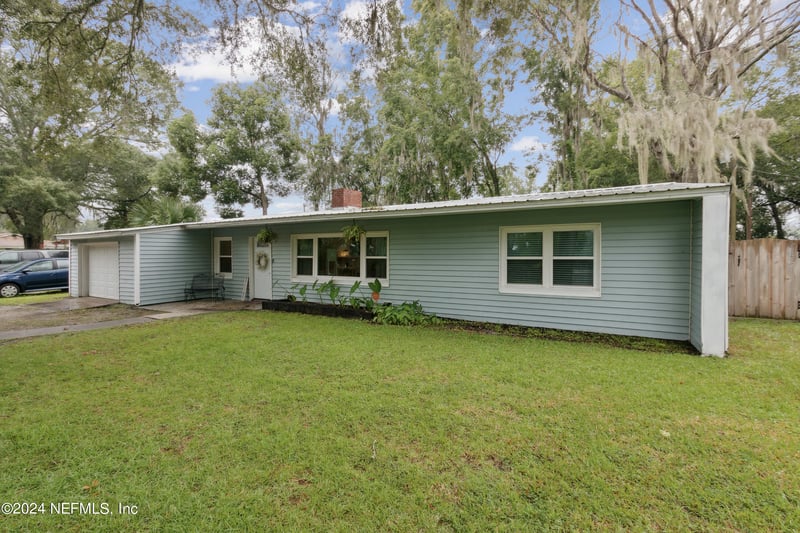 45180 Booth St, Callahan, FL 32011
