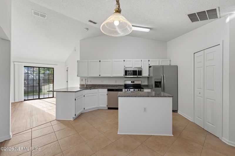 4521 Longleaf Ct, Fleming Island, FL 32003