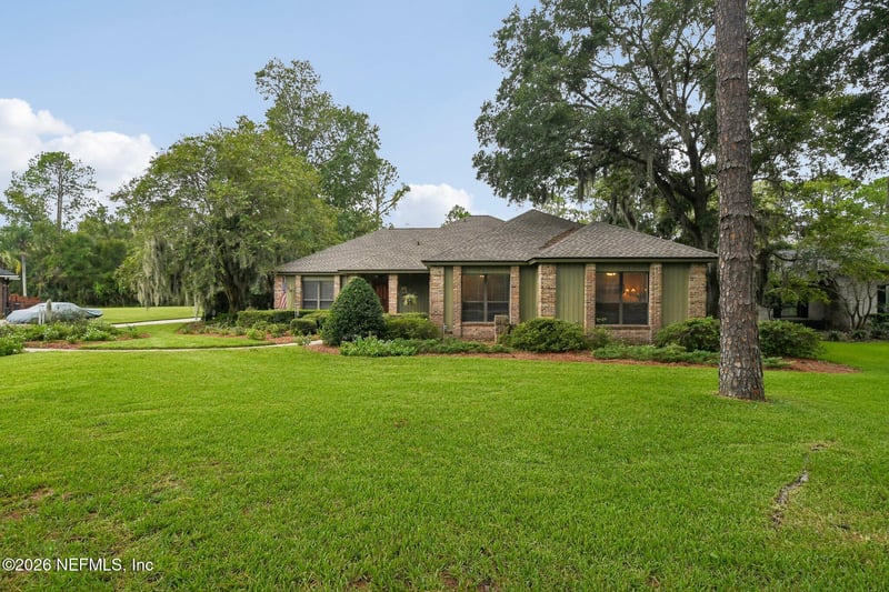 4526 Oak Bay Dr W, Jacksonville, FL 32277