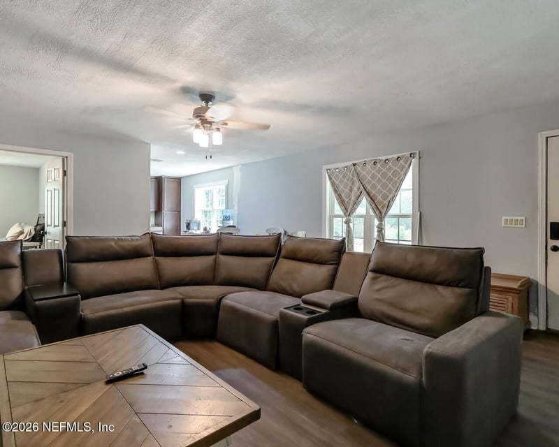 45272 Eula B Rd, Callahan, FL 32011