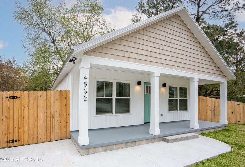 4532 Fourth Ave, St Augustine, FL 32095
