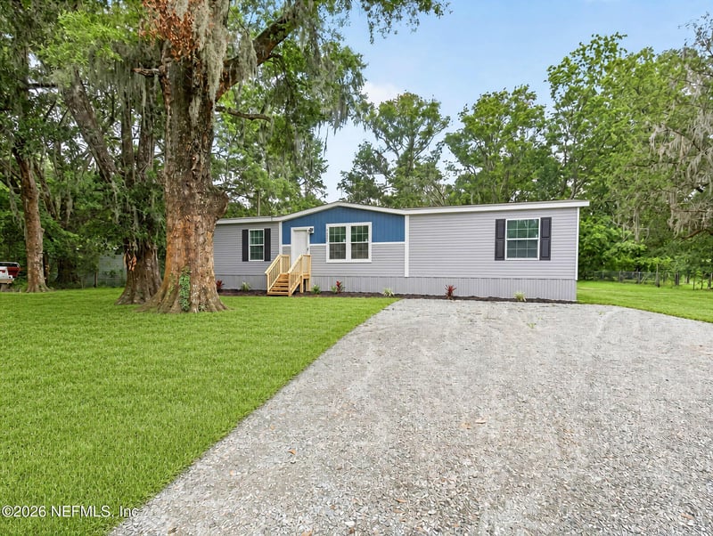 45342 Pickett St, Callahan, FL 32011