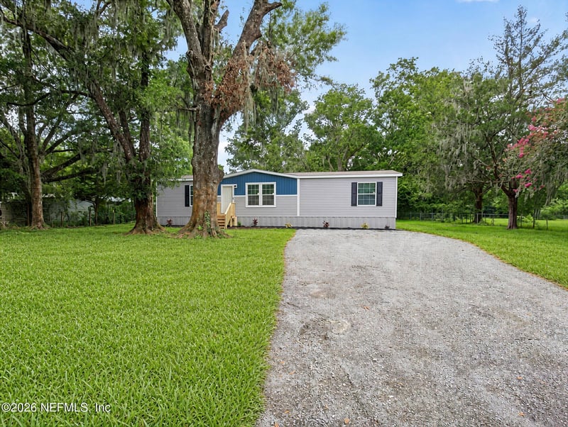 45342 Pickett St, Callahan, FL 32011