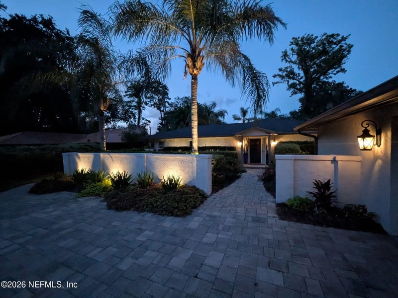 4537 Ortega Farms Cir, Jacksonville, FL 32210