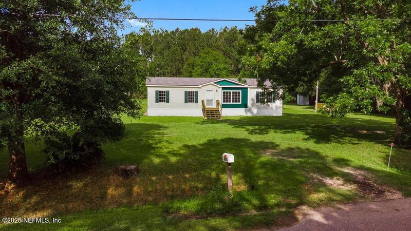 45388 Pickett St, Callahan, FL 32011