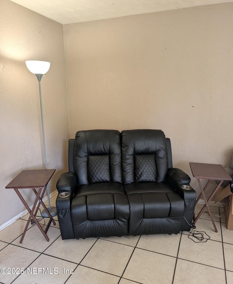 4541 Moncrief Rd W, Jacksonville, FL 32209