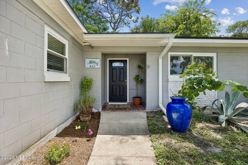 455 Irex Rd, Atlantic Beach, FL 32233