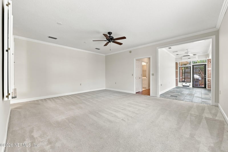 4550 Middleton Park Cir W, Jacksonville, FL 32224