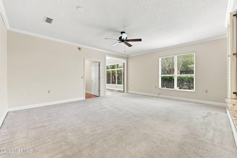 4550 Middleton Park Cir W, Jacksonville, FL 32224