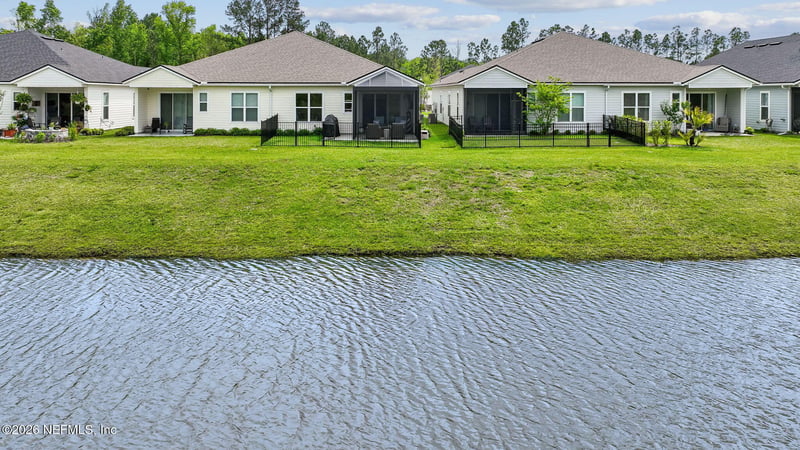 4551 Sun Garden Dr, Jacksonville, FL 32257