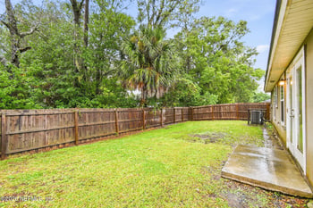 4558 Glendas Meadow Dr, Jacksonville, FL 32210