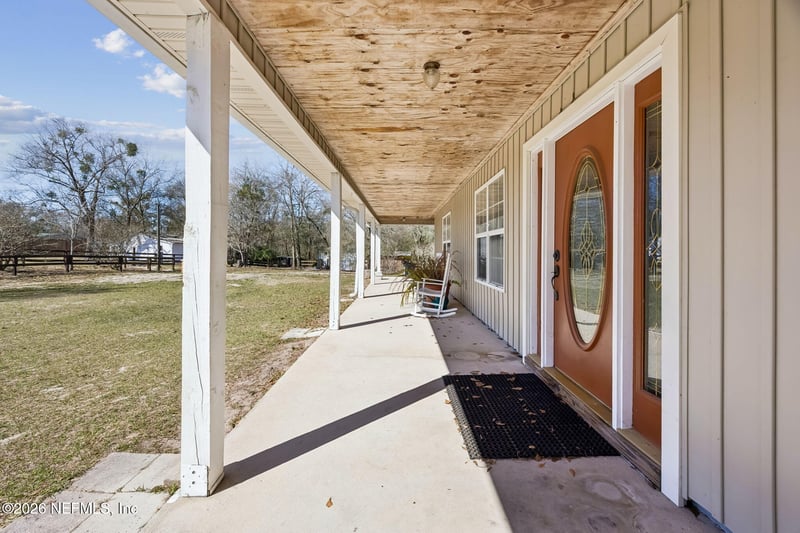 4564 Crazy Horse Ave #B, Middleburg, FL 32068