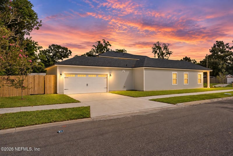 4573 Attleboro St, Jacksonville, FL 32205