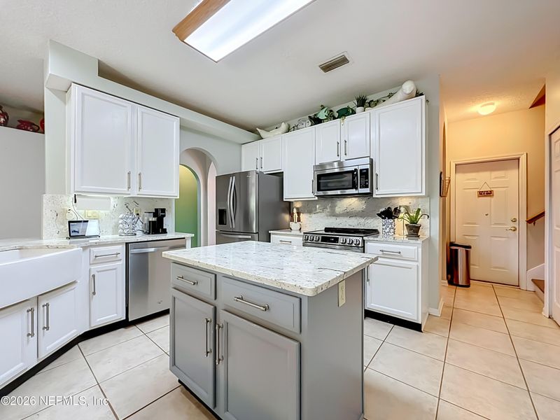 4585 Cape Elizabeth Ct E, Jacksonville, FL 32277