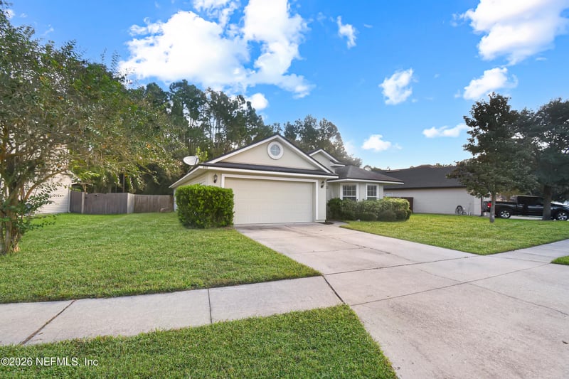 459 W New England Dr, Elkton, FL 32033