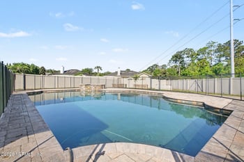 4591 Silverthorn Dr, Jacksonville, FL 32258