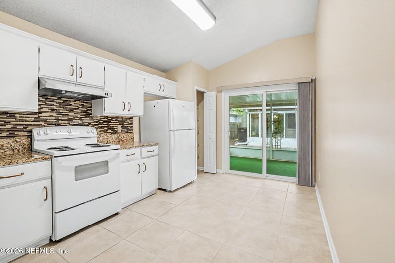 4596 Cabbage Pond Dr, Jacksonville, FL 32257