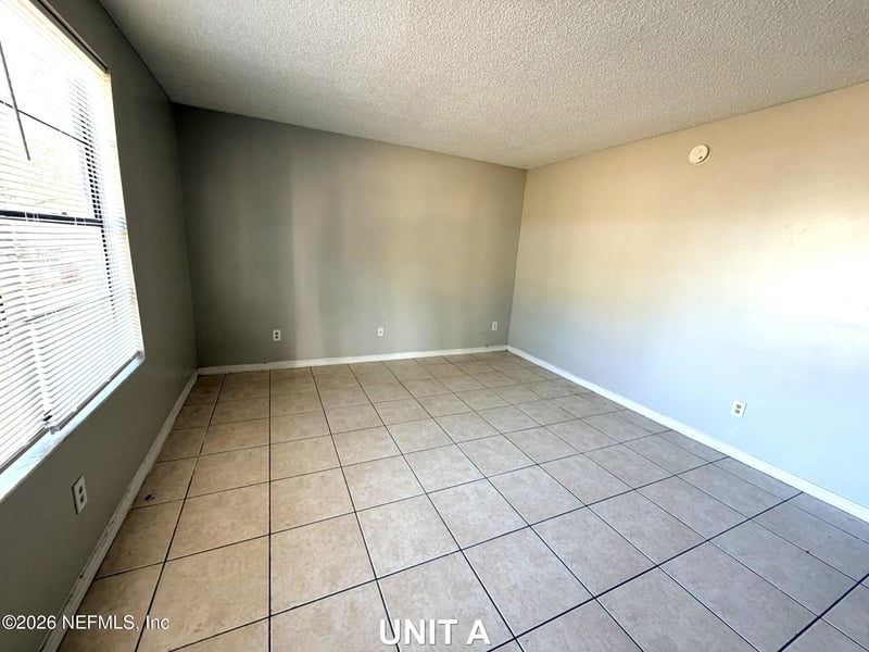 460 Bentwood Ln, Orange Park, FL 32073