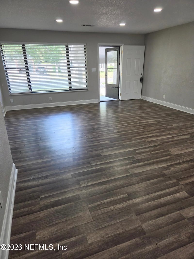 4601 Anvers Blvd, Jacksonville, FL 32210