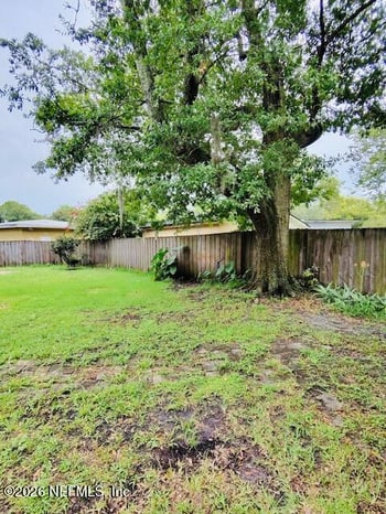 4626 Burgundy Rd N, Jacksonville, FL 32210