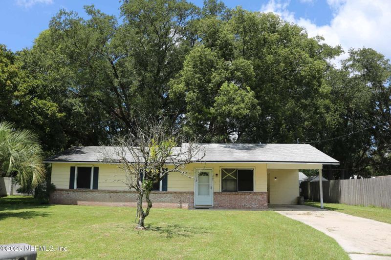 463 Melrose Ct, Green Cove Springs, FL 32043