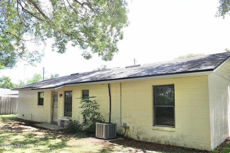 463 Melrose Ct, Green Cove Springs, FL 32043