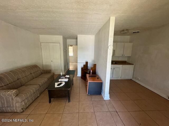 4632 Ken Knight Dr N, Jacksonville, FL 32209