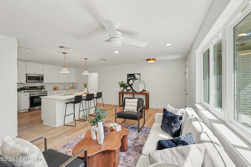 4639 Martingale Rd, Jacksonville, FL 32210
