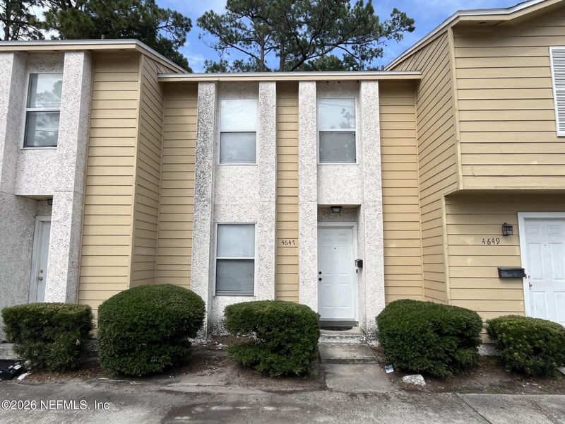 4643 Barnes Rd, Jacksonville, FL 32207