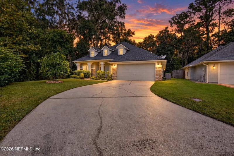 465 Bridgeport Ct, Jacksonville, FL 32218
