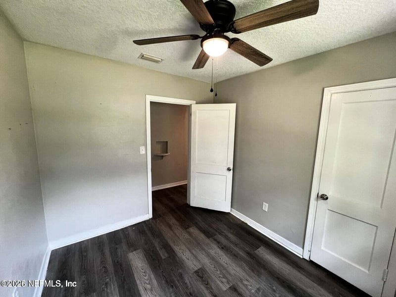 4650 Irvington Ave, Jacksonville, FL 32210