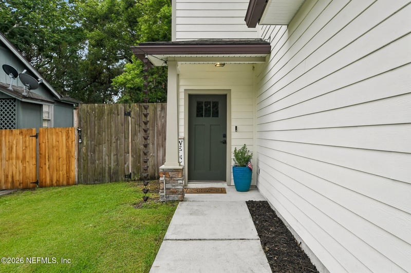 4654 Attleboro St, Jacksonville, FL 32205