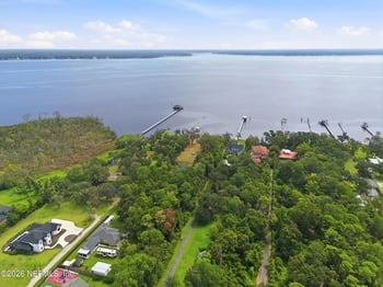4661 Raggedy Point Rd, Fleming Island, FL 32003