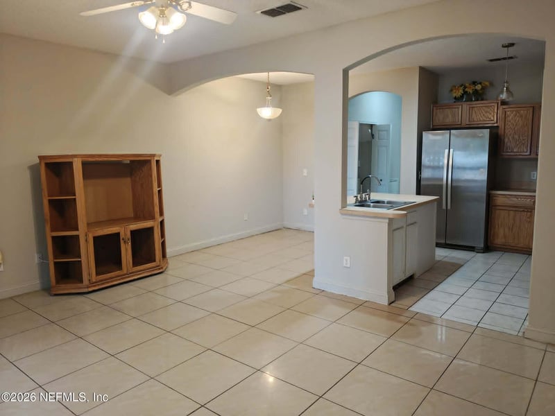 4665 Barnes Rd, Jacksonville, FL 32207