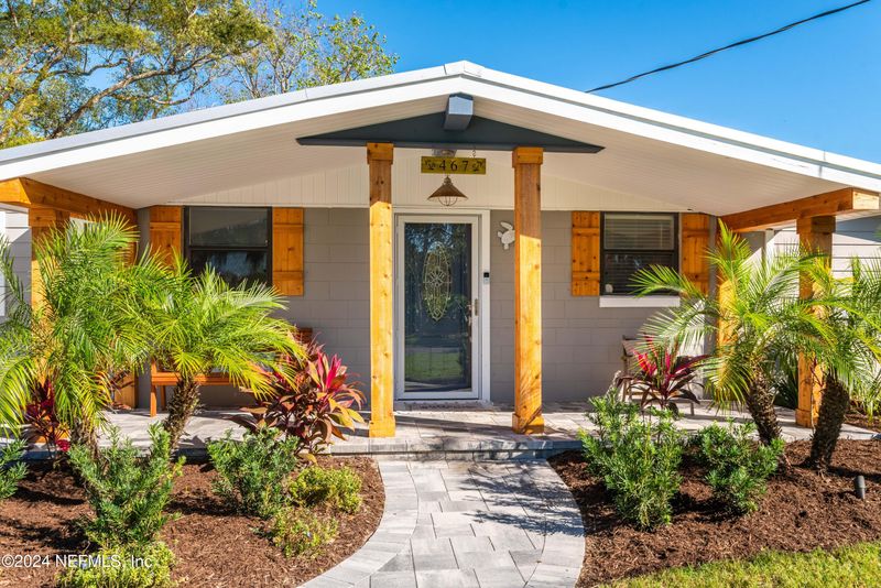 467 Whiting Ln, Atlantic Beach, FL 32233