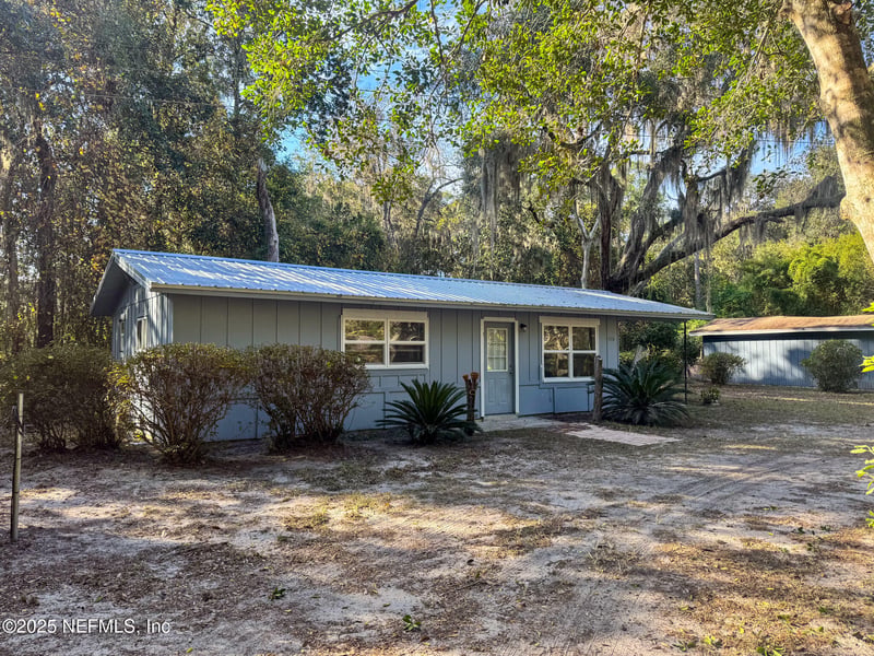 468 SE 18th St, Melrose, FL 32666