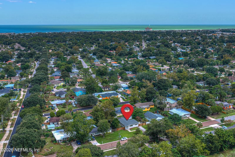 469 Skate Rd, Atlantic Beach, FL 32233