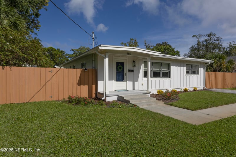 469 Skate Rd, Atlantic Beach, FL 32233