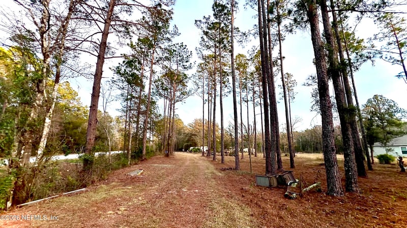 4698 Helena St, Hastings, FL 32145
