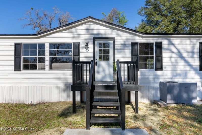 472 Logan Ave, Orange Park, FL 32065