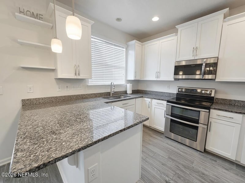 474 Richmond Dr, St Johns, FL 32259