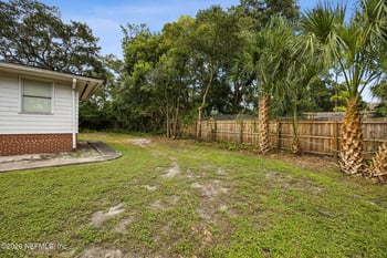 4745 Queen Ln, Jacksonville, FL 32210