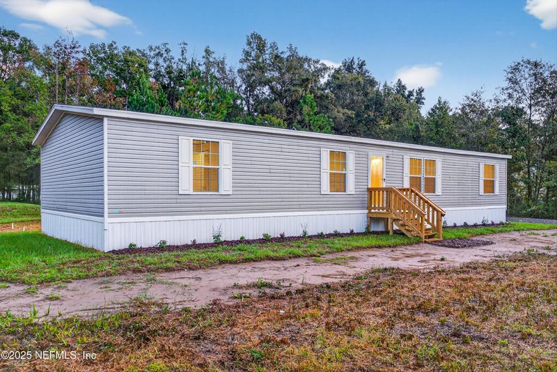 4760 Kathy St, Hastings, FL 32145